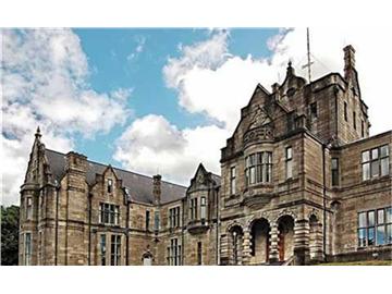 吉爾德侯音樂與戲劇學?！囊魳返钐? onerror=