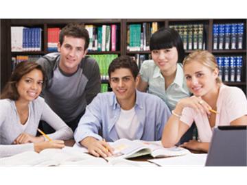 傳媒出國留學哪個機構好？