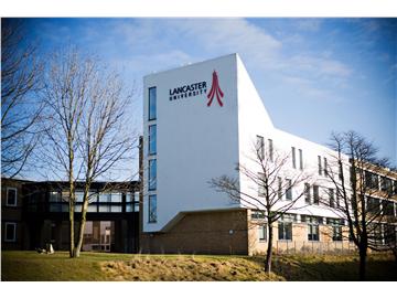 蘭卡斯特大學留學條件，哪個專業爆熱？