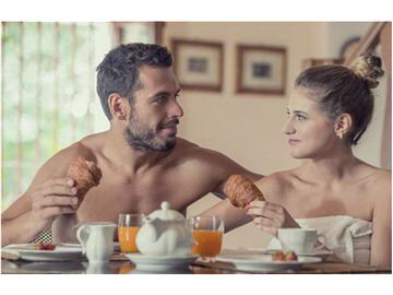 英國全裸餐廳，你想去體驗下嗎