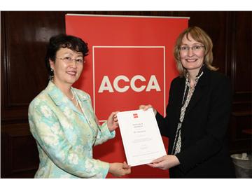 在英國讀會計哪個大學比較好，哪些可以免考ACCA