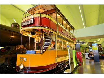 在英國想去旅游，選擇什么交通方式好呢