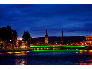 坐著火車游覽英國，這4條鐵路線值得一試