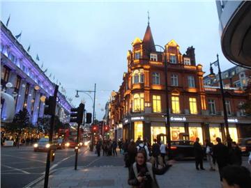 本科是三等學位，能申請英國哪些大學研究生