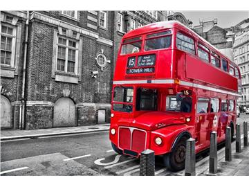 在英國想去旅游，選擇什么樣的交通方式比較好