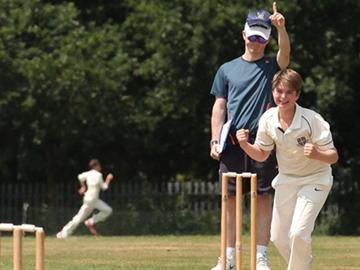 英國安培德私立高中，一所聲望很高的私立學院