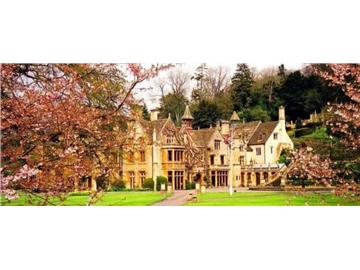 英國傳媒專業名校推薦，優越教育成功申請案例分享