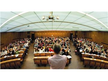 想去英國讀計算機專業，計算機專業實力好的院校有嗎？