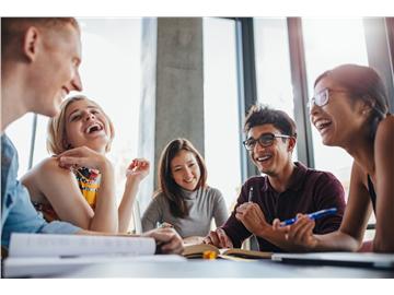 申請英國的高中需要做哪些準備？如何提高申請成功率？