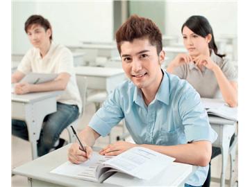 英國哪些院校的法學碩士文憑認可度更高？申請要求是怎樣的？