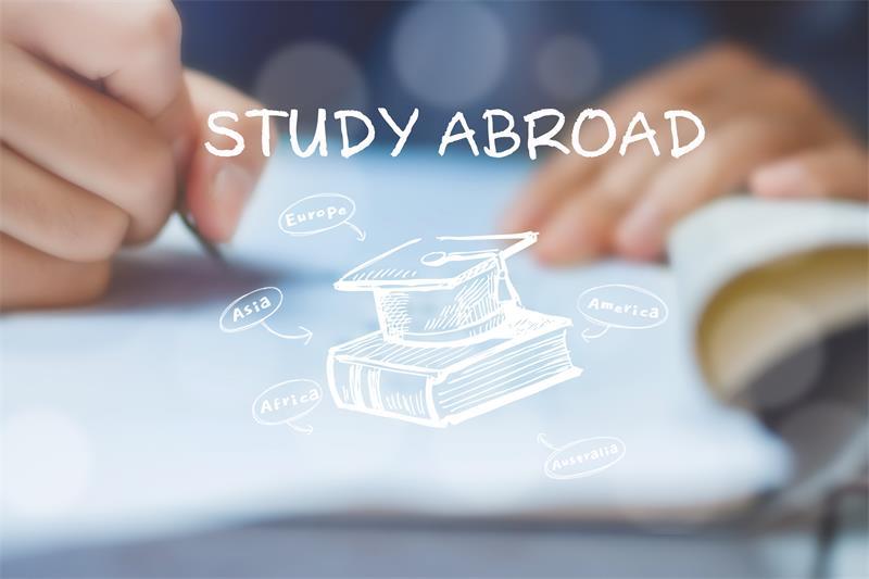 四月份還能申請今年九月的英國研究生嗎？