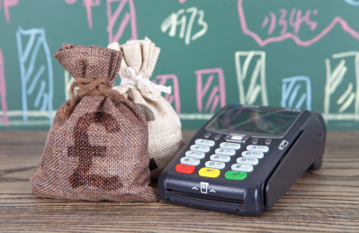 【留學生活】英國留學生活費要如何準備？