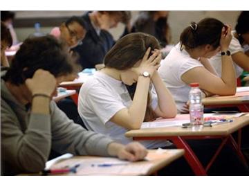 本科選擇考SAT還是ACT？