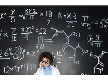 什么年齡出國好？