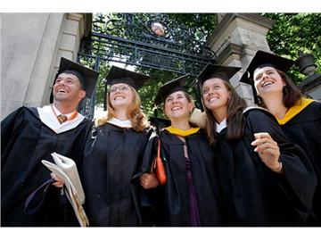 美國畢業生為何難就業？