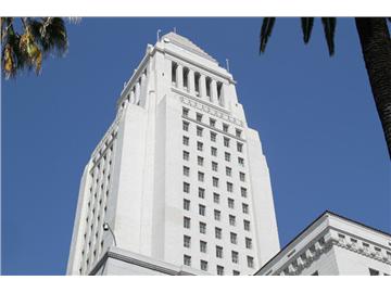 幸運！美國一女子從27樓墜下奇跡生還