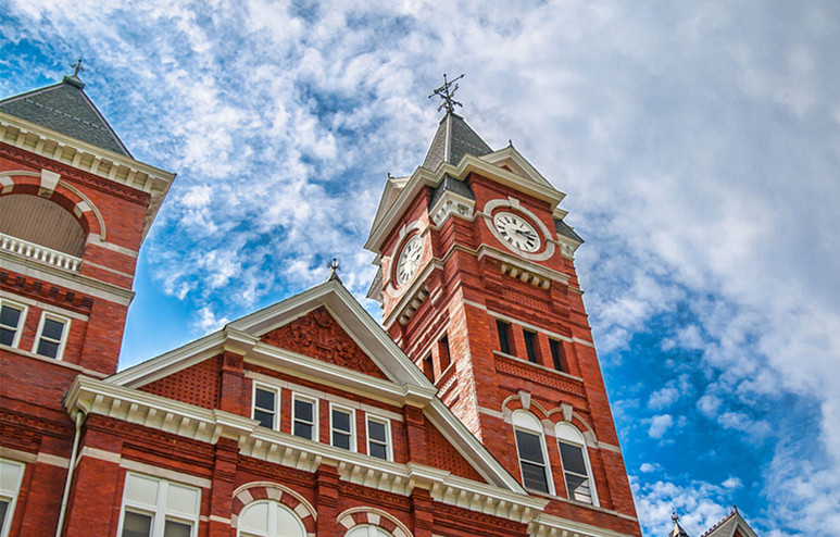 美國留學申請：美國新生，國際留學生，轉學生，錄取標準各不相同？！